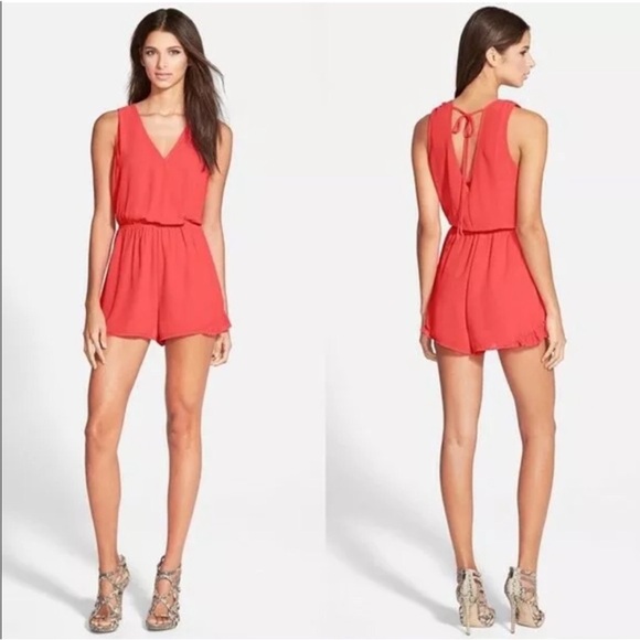 ASTR Daytime/Night-time cream shift dress and Coral Romper BUNDLE Sz M - Picture 2 of 16